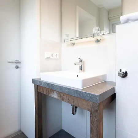 Haus Delft St Pardan