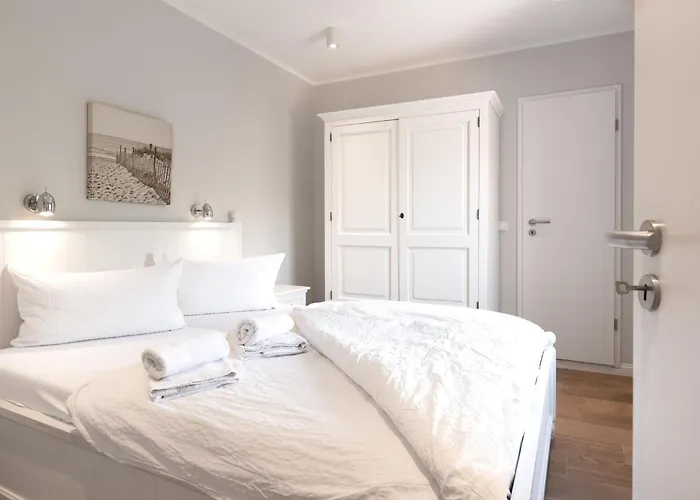 Haus Delft St Pardan アパート